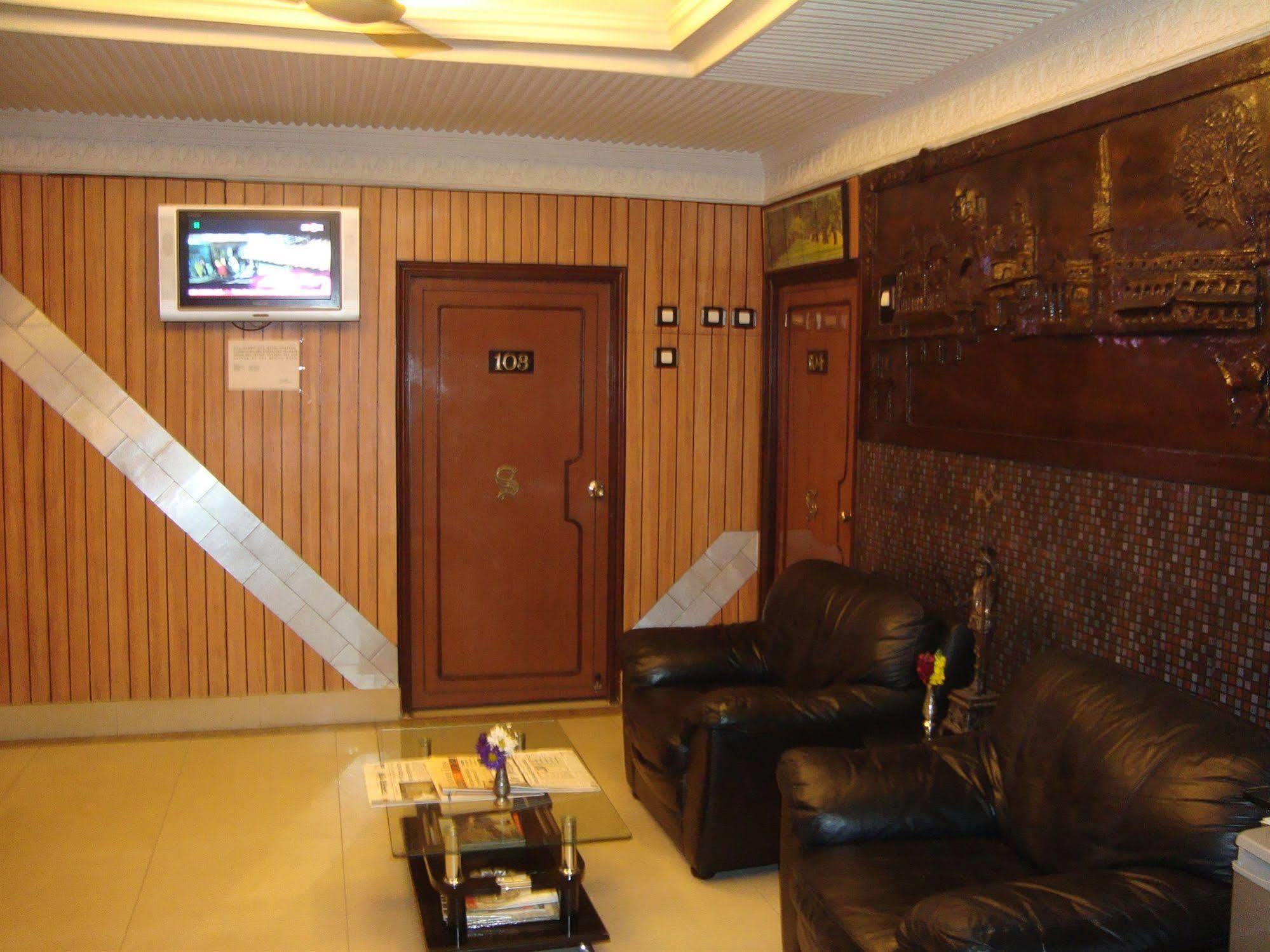 Shila International Hotel Kalkutta Kültér fotó