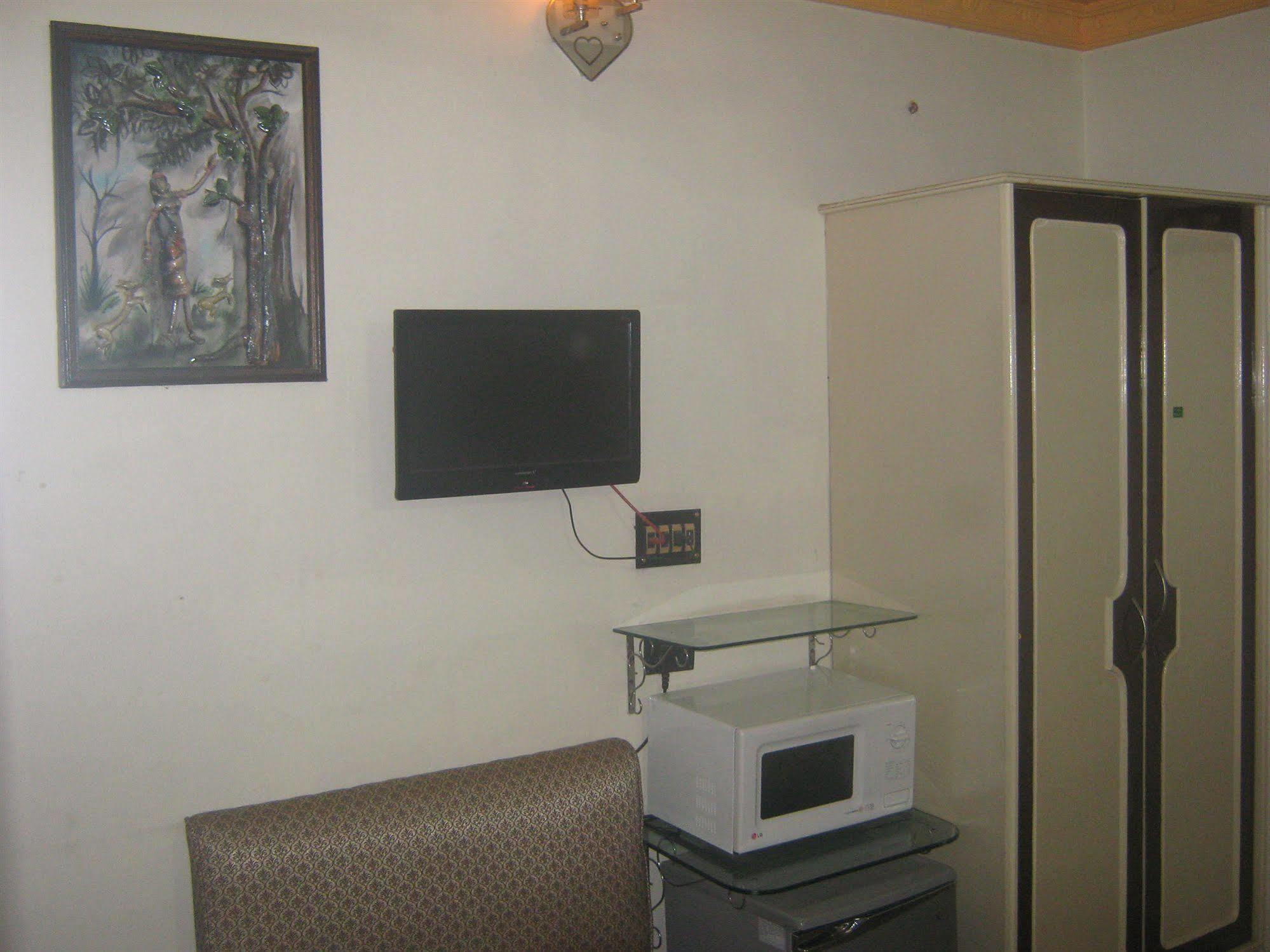 Shila International Hotel Kalkutta Kültér fotó